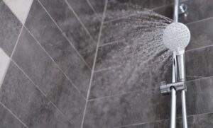 How to Save on Water Bills During High Usage Months - alexandria plumber